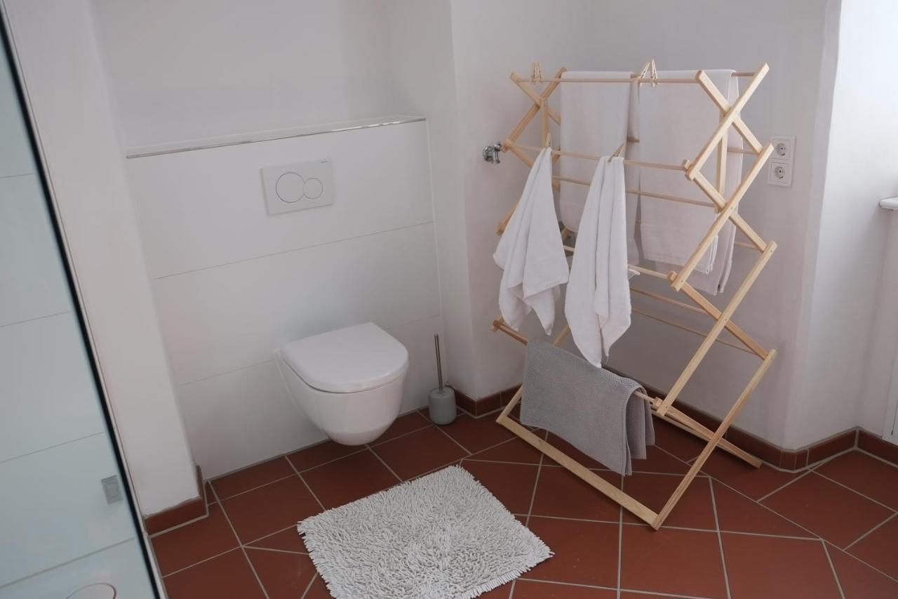 60Qm Wohnung Naabtal Im Historischen Pfarrhaus Pielenhofen Exteriör bild